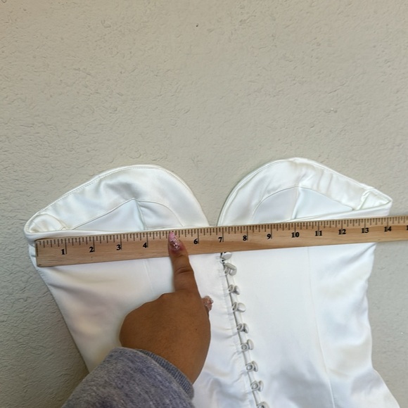 HOUSE OF CB 'Giselle' Ivory Satin Strapless Bridal Gown NWOT size S - Picture 7 of 12